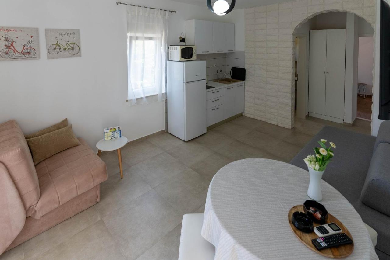 Briuni Riviera Apartment Pula Exterior foto